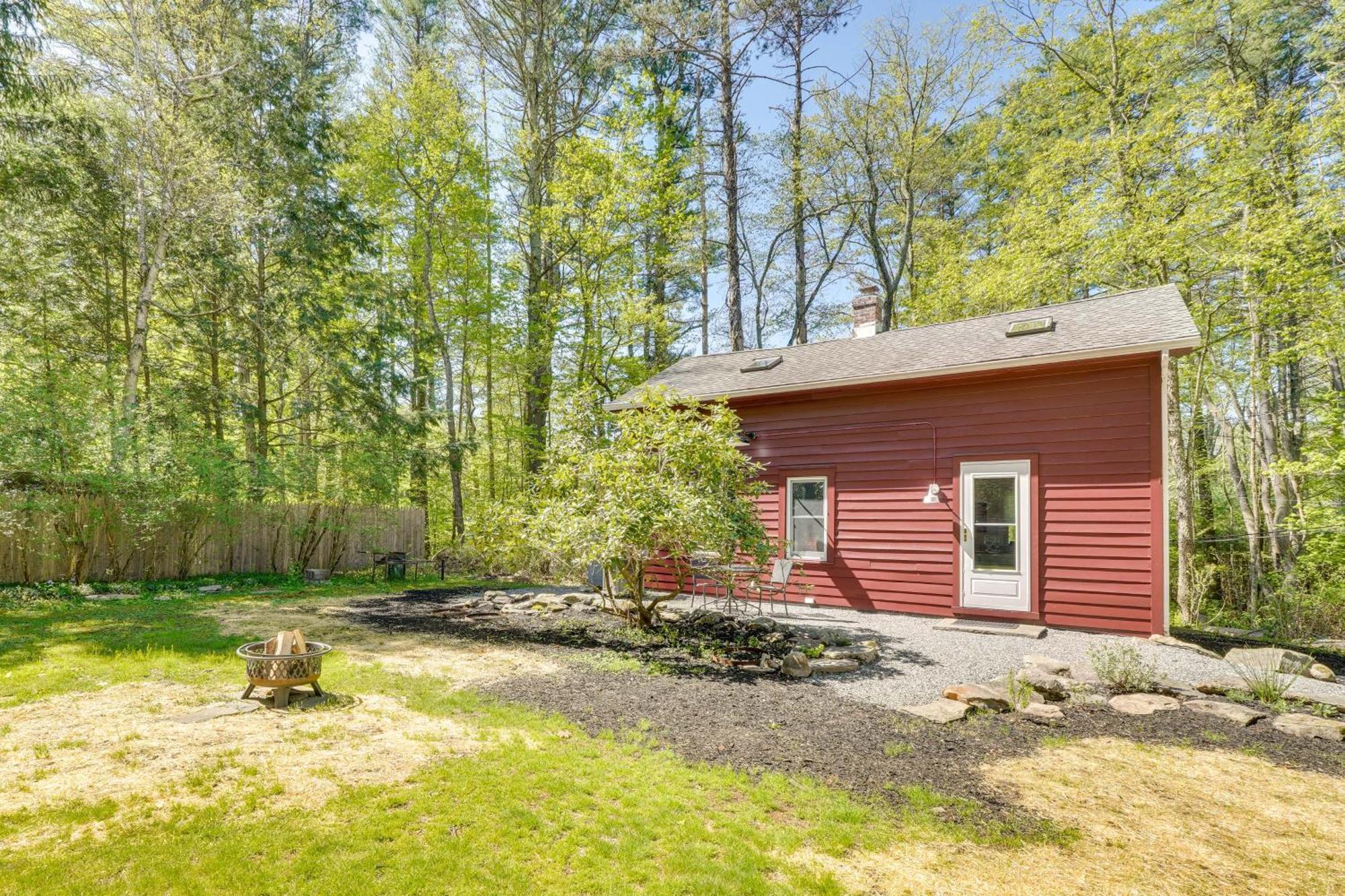 Updatedandpet-Friendly Cabin By Hikes And Woodstock! Bearsville Exterior photo